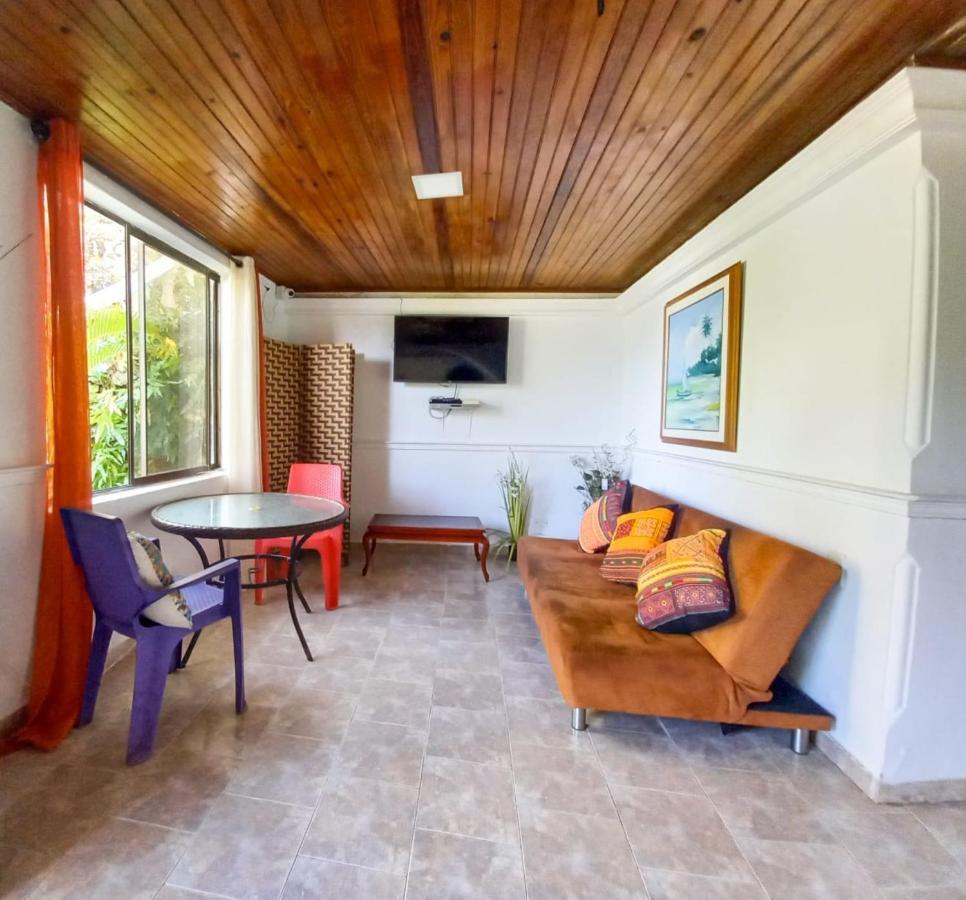 The Rock House Eco (adults Only) Bed and breakfast 2*